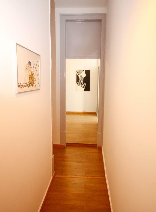 Pensao Rosinha Art Gallery House Lissabon